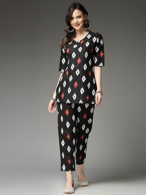 Color_Black