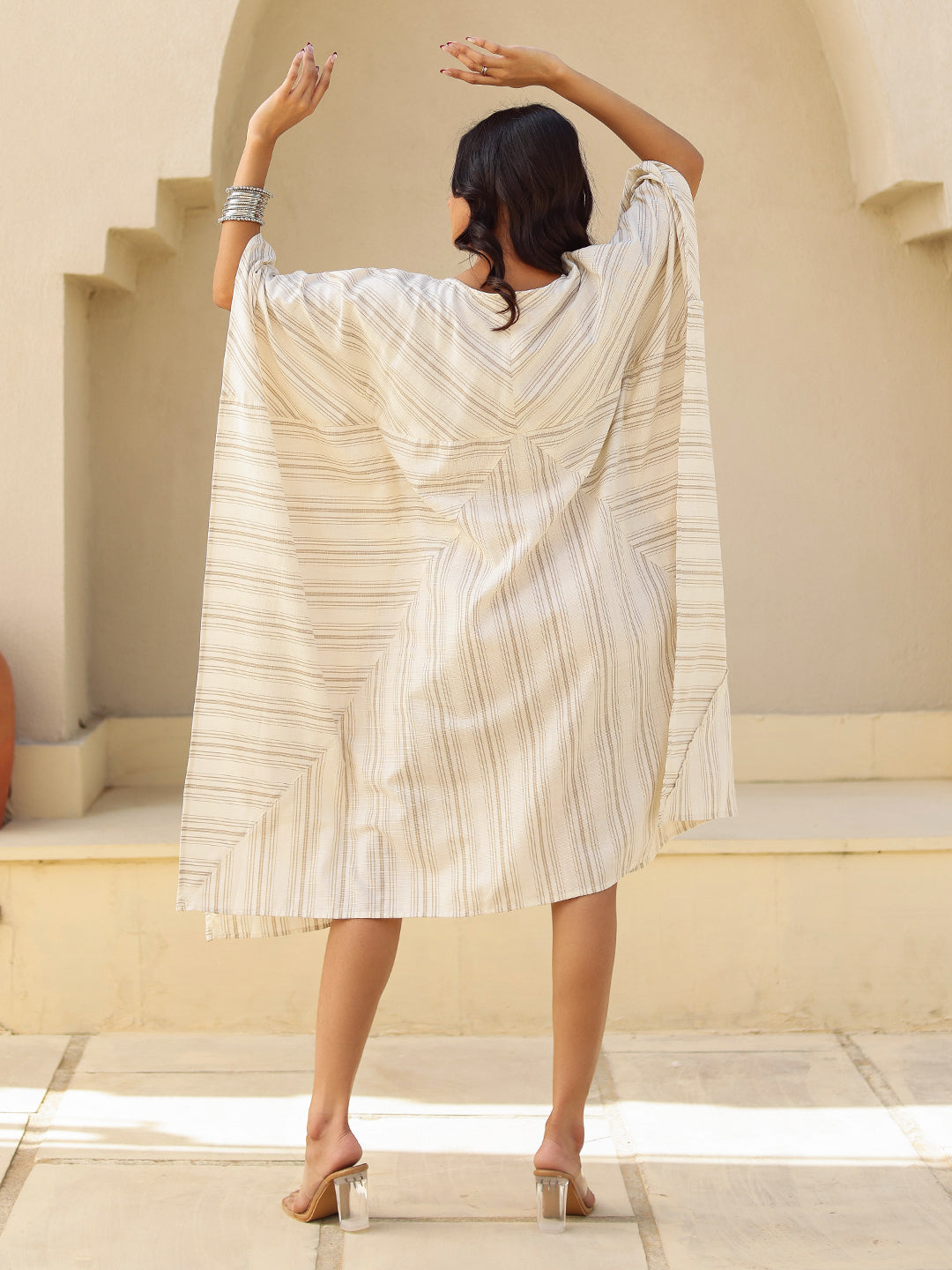 Color_Beige
