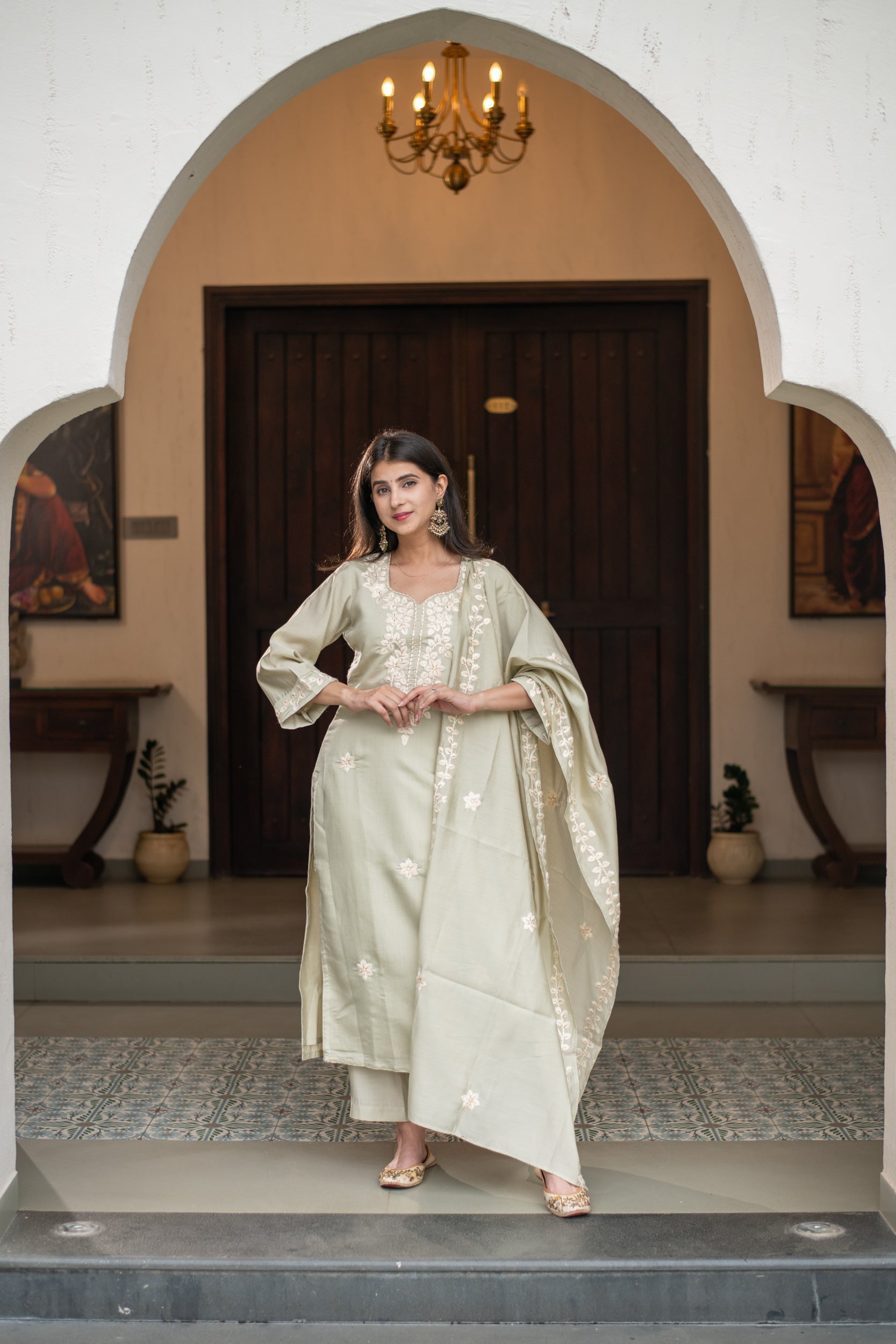 Women's Light Pista Emb Kurta Set