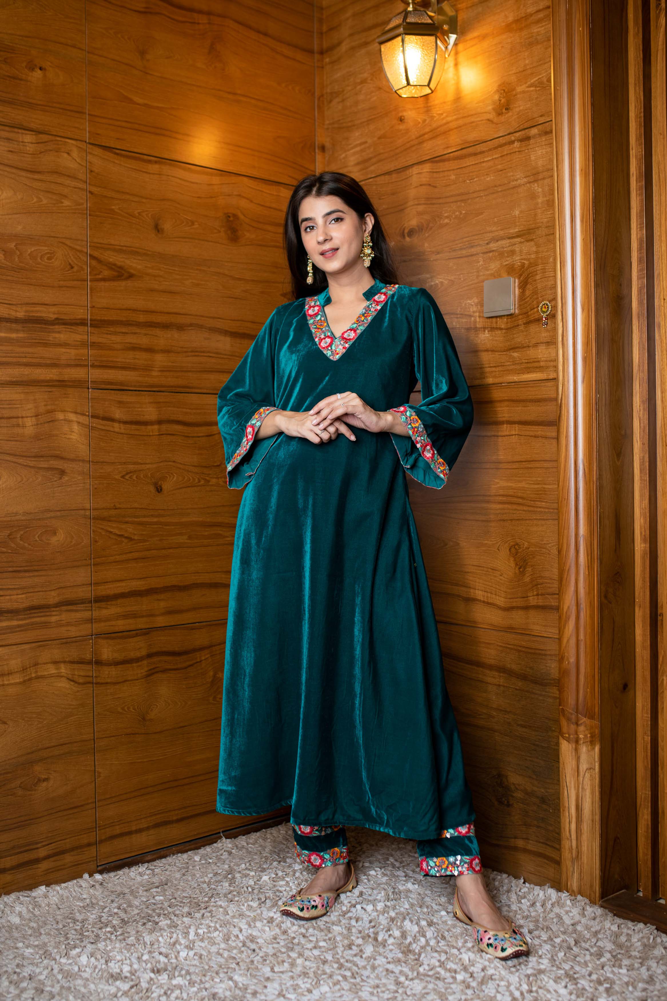 Turquoise Velvet Kurta Set M
