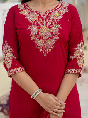 Color_Maroon