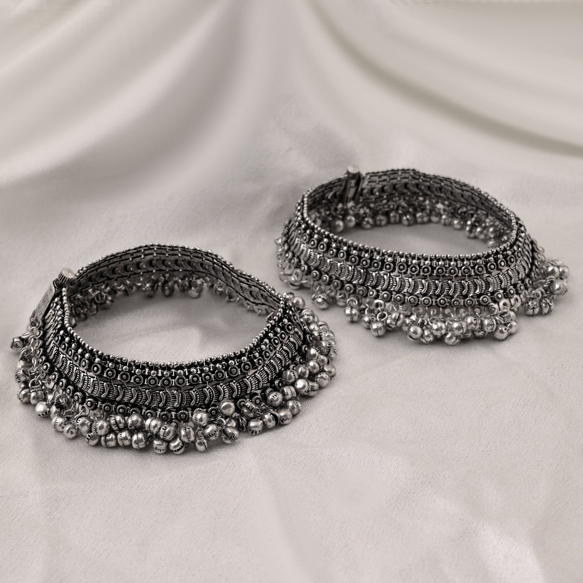 Color_Silver