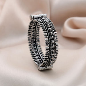 Color_Silver