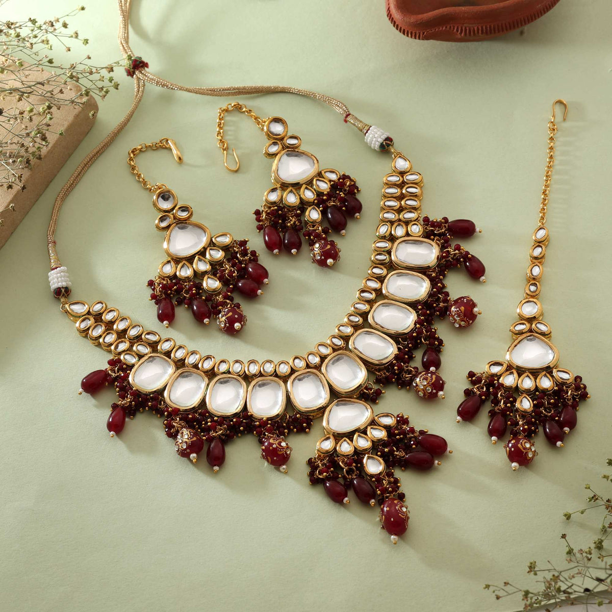 Color_Maroon