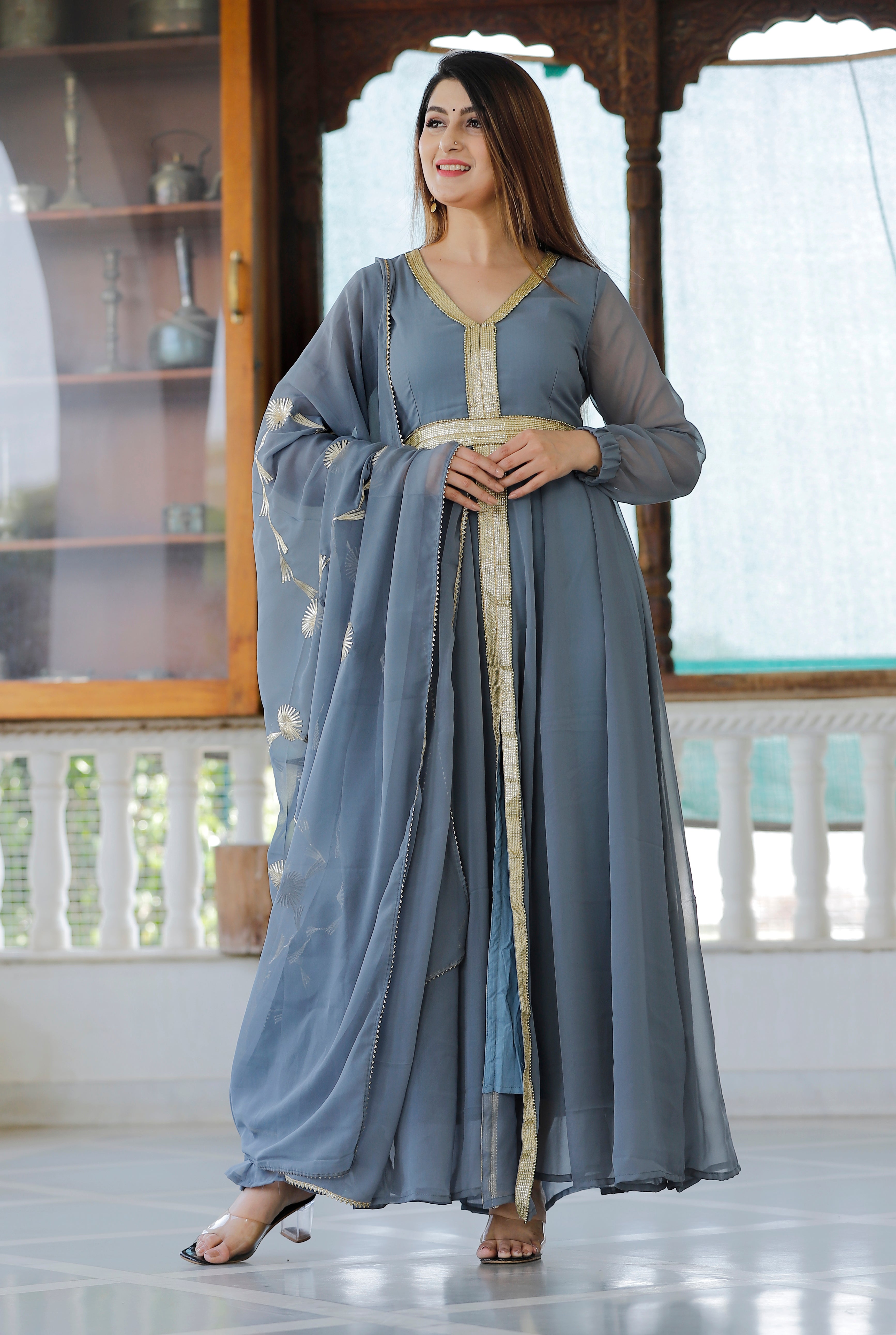 Women's Gray Kurta And Dupatta With Gota Patti Detailing
