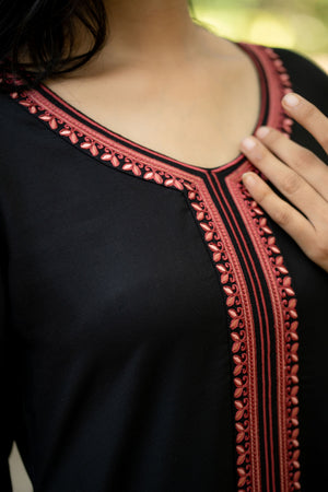 Color_Black