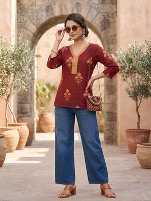 Color_Maroon
