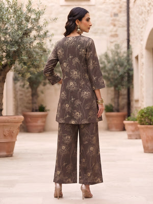 Color_Brown