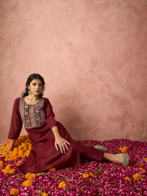 Color_Maroon