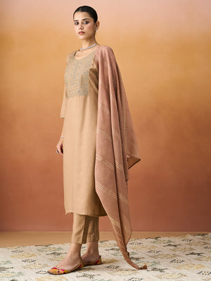 Color_Beige