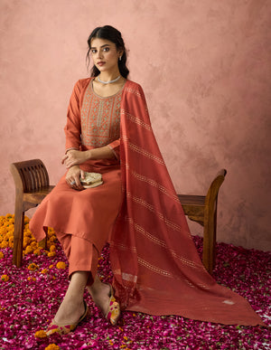 Color_Orange