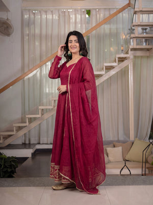 Color_Maroon