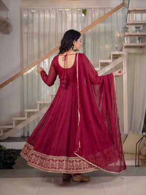 Color_Maroon