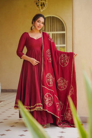 Color_Maroon