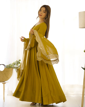 Color_MUSTARD
