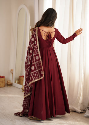 Color_Maroon