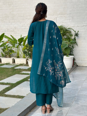 Color_TEAL