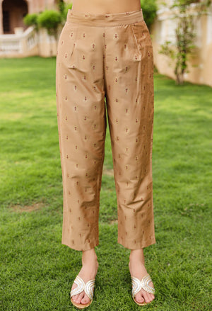 Color_Brown