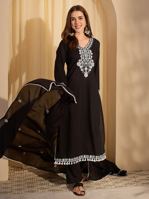 Color_Black