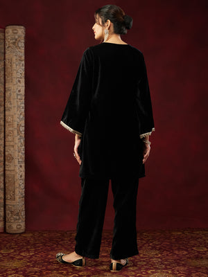 Color_Black