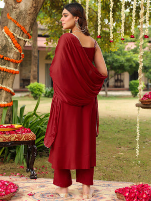 Color_Maroon
