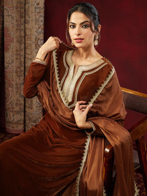 Color_Brown