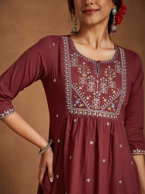 Color_Maroon