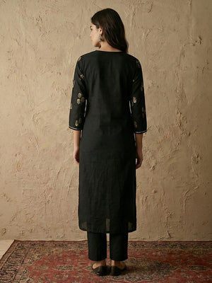 Color_Black