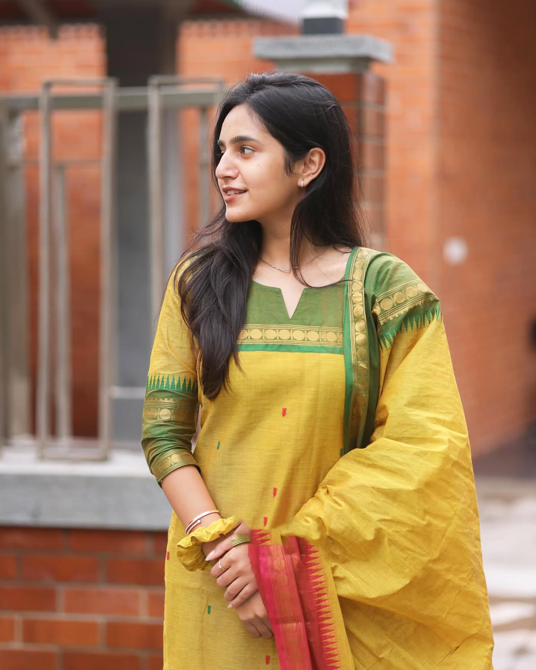 Color_Mustard