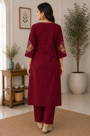 Color_Maroon