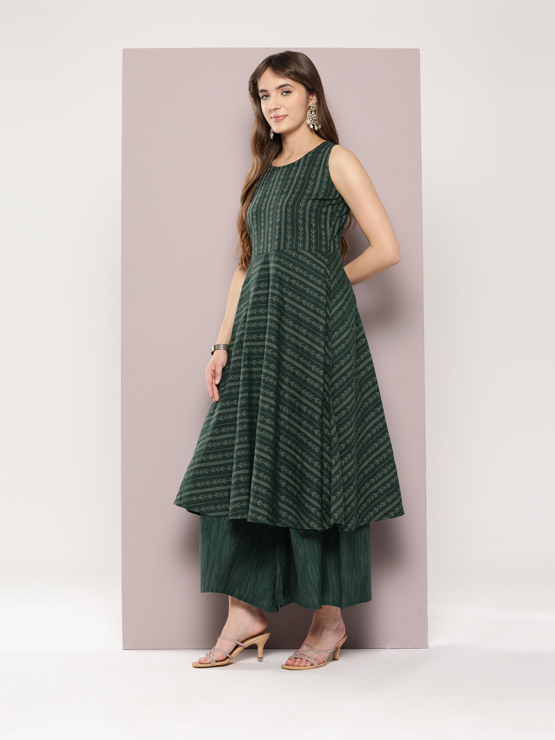 Women's Jacquard flared kurta palazzos dupatta set