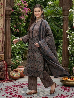 Color_Black