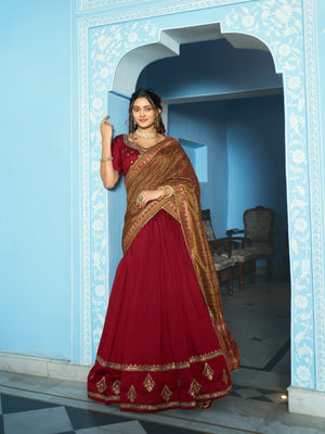 Color_Maroon