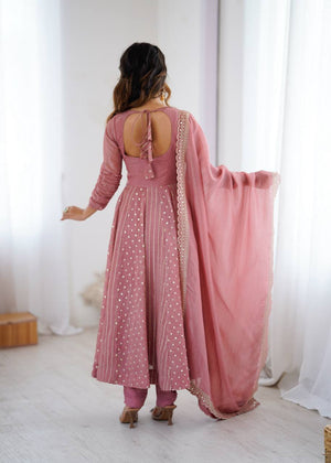Color_Pink