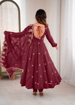 Color_Maroon
