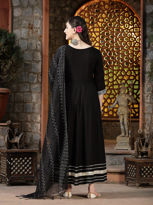 Color_Black