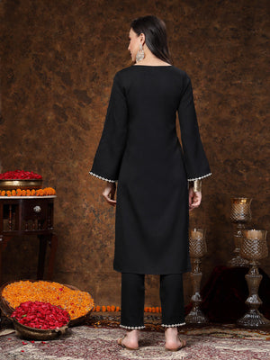 Color_Black