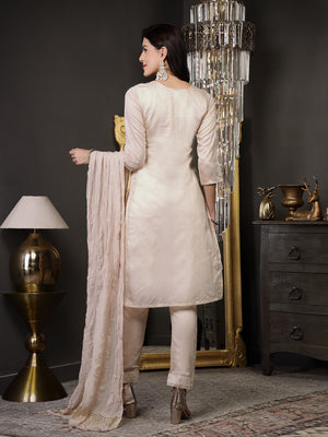 Color_Beige