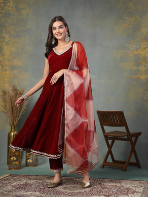 Color_Maroon