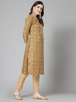 Color_Brown