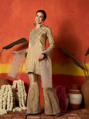 Color_Beige