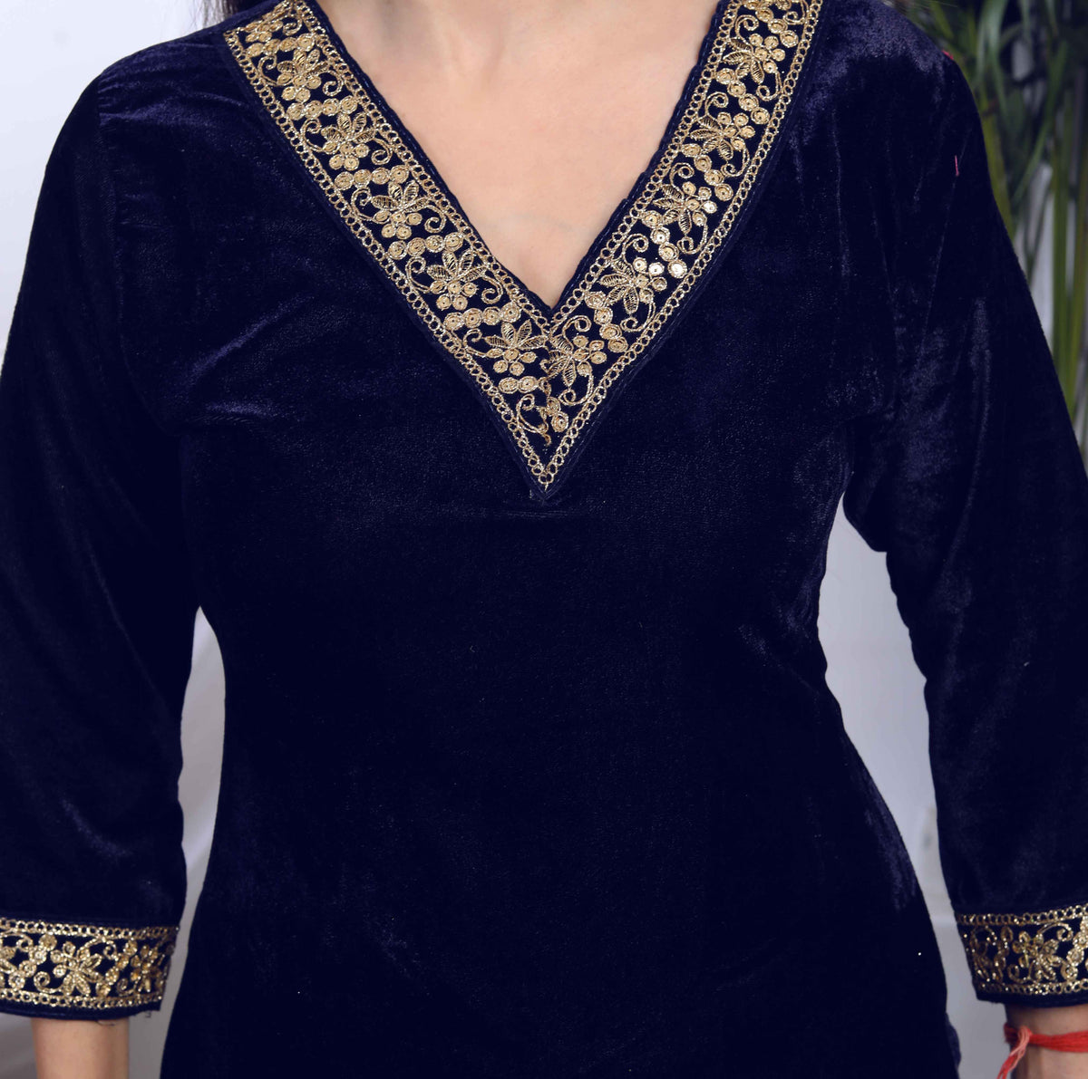 Women's Blue Velvet Embroidered/Sequence Work Straight Kurta With Palazzo - Miravan