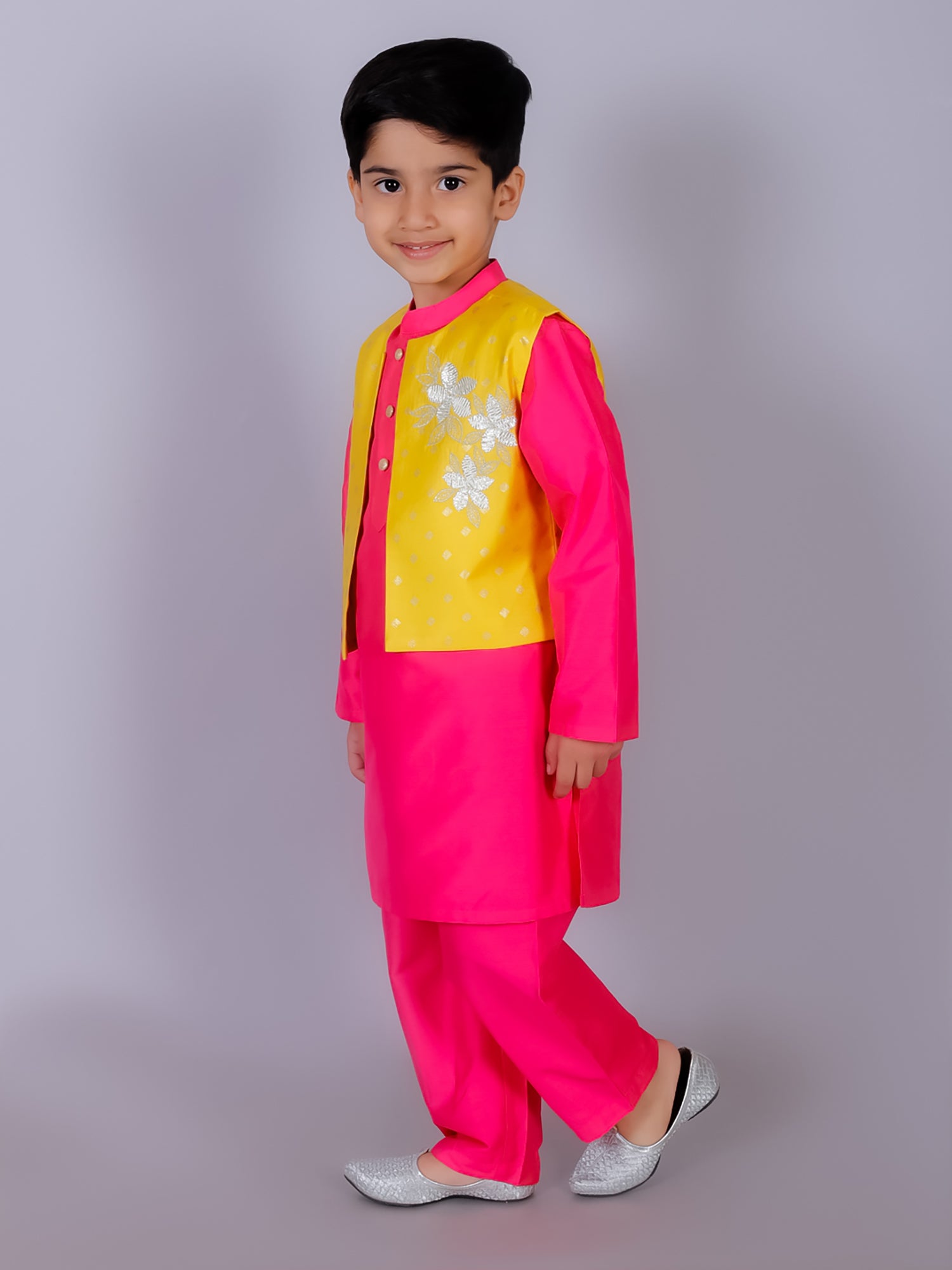 Boy's Ethnic Pink Kurta With Pant And Jacket Set