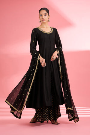 Color_Black
