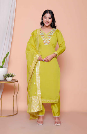 Color_YELLOW