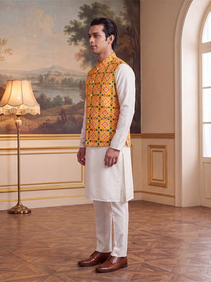 Color_Yellow