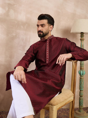 Color_Maroon