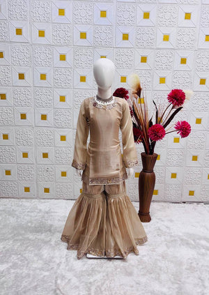Color_Beige