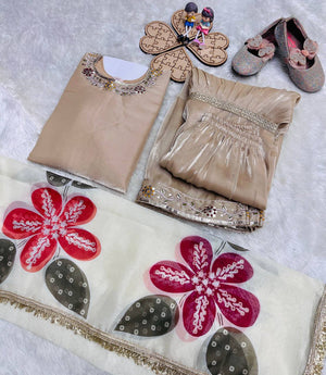 Color_Beige