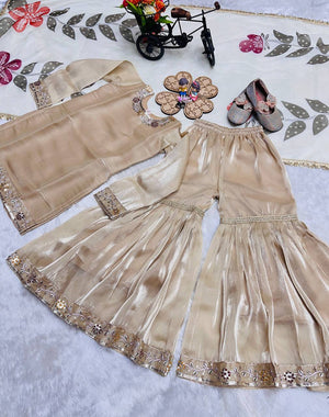 Color_Beige